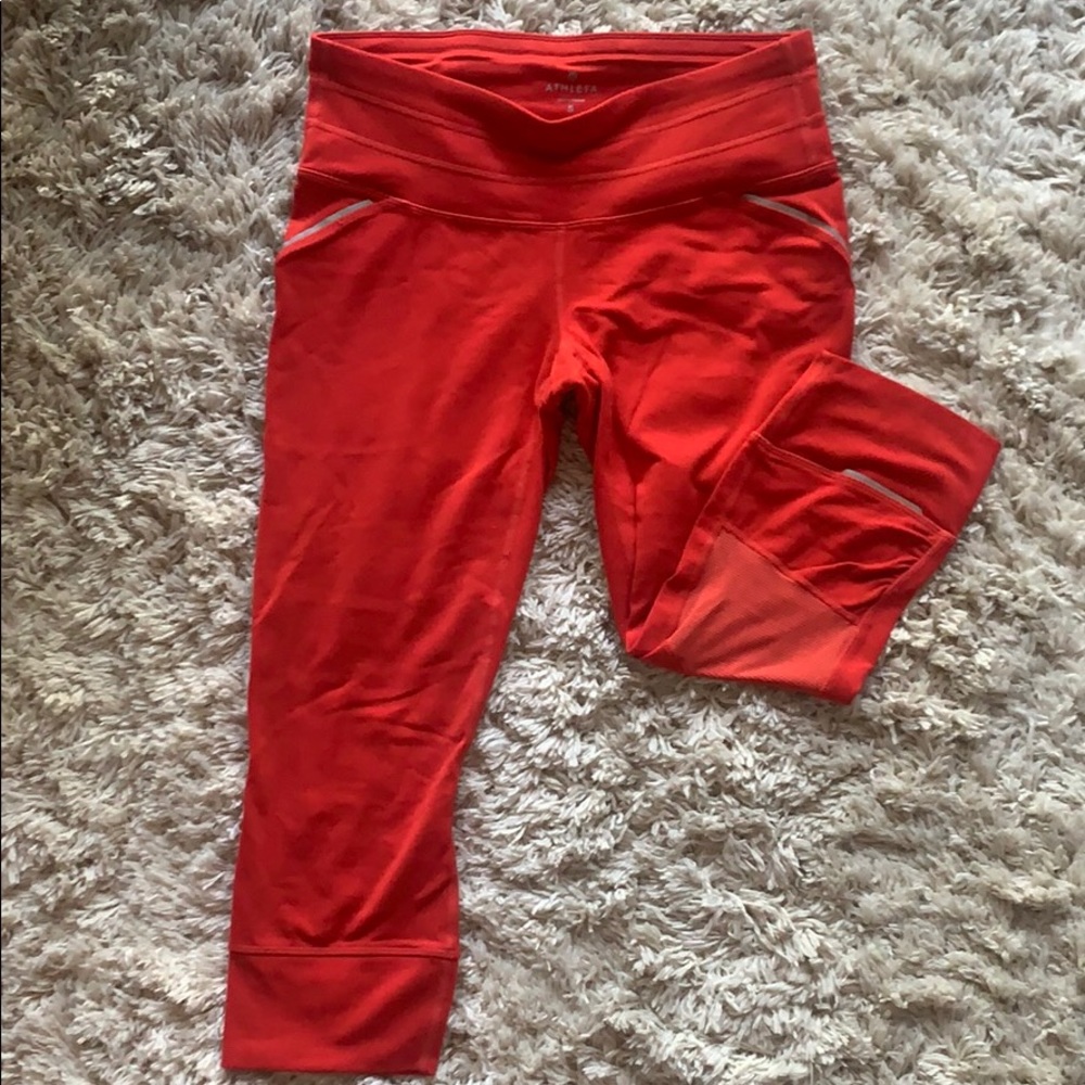 Athleta Capri red small